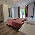 With Parking Space Barbat, Rab - 22167 Διαμέρισμα