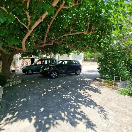 Daire With Parking Space Barbat, Rab - 22167 Rab Town